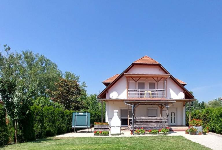 Ferienhaus Balatonmáriafürdő