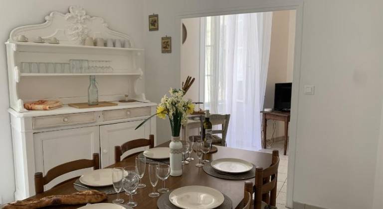 Apartment with 2 rooms for 5 persons — photo 3