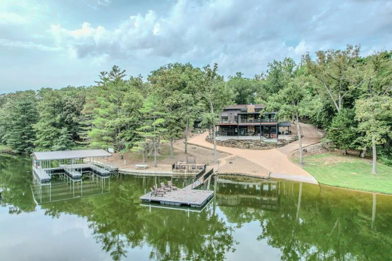 House  Lake Ozark