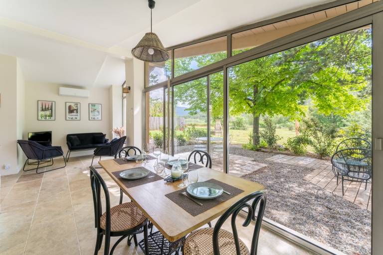 House with Pool at the Foot of Vineyards in the Luberon – Tilleul T3 Maison Marvic — photo 2