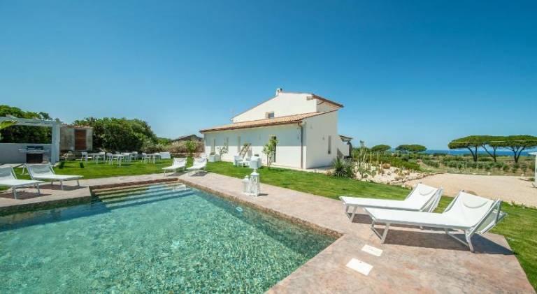 Villa with pool in Sorso