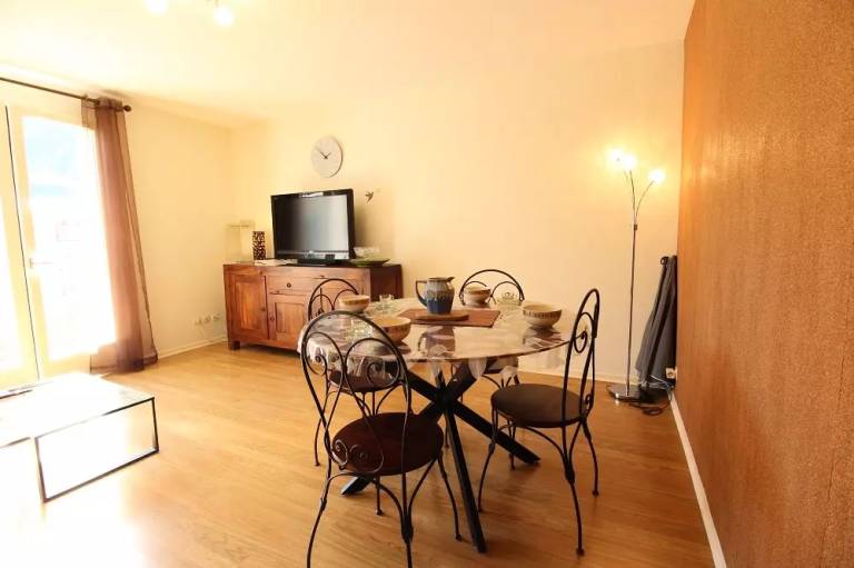 Holiday apartment with 1 room for 4 persons in Bagnères-de-Luchon