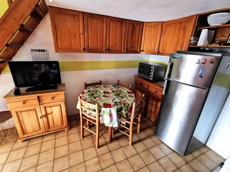 House with 2 rooms for 6 persons — photo 3