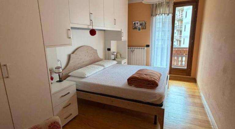 Holiday apartment with 2 rooms for 4 persons — photo 2