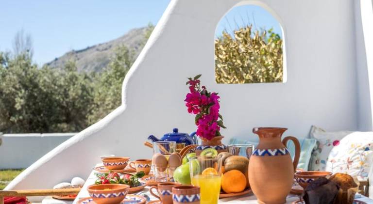 Spacious villa with garden, grill & terrace | Pet-friendly in Rhodes