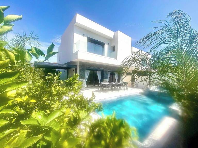 Villa Roses
