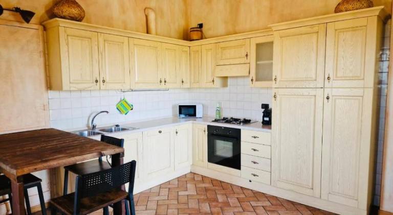 Apartment with 2 rooms for 4 persons — photo 4