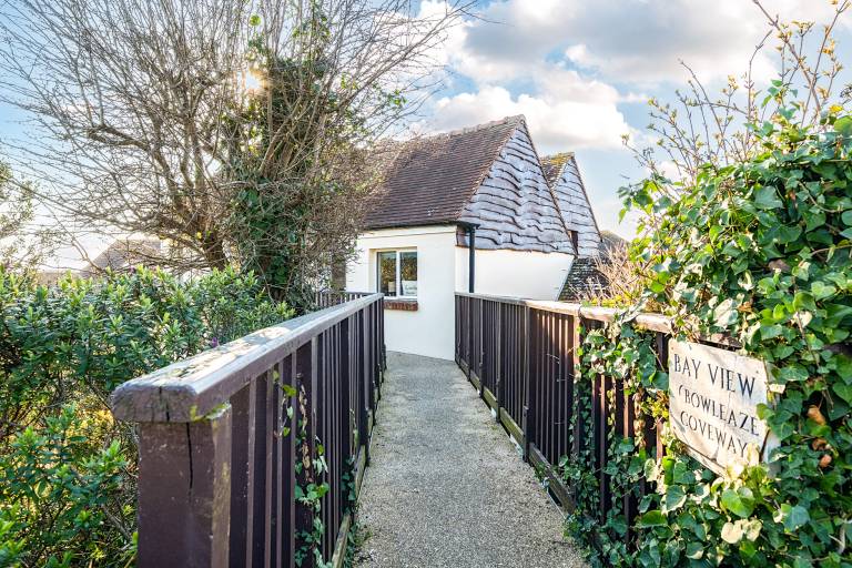 Family-friendly beautiful cottage with garden | Beach view | Beach nearby | Pets allowed — photo 3