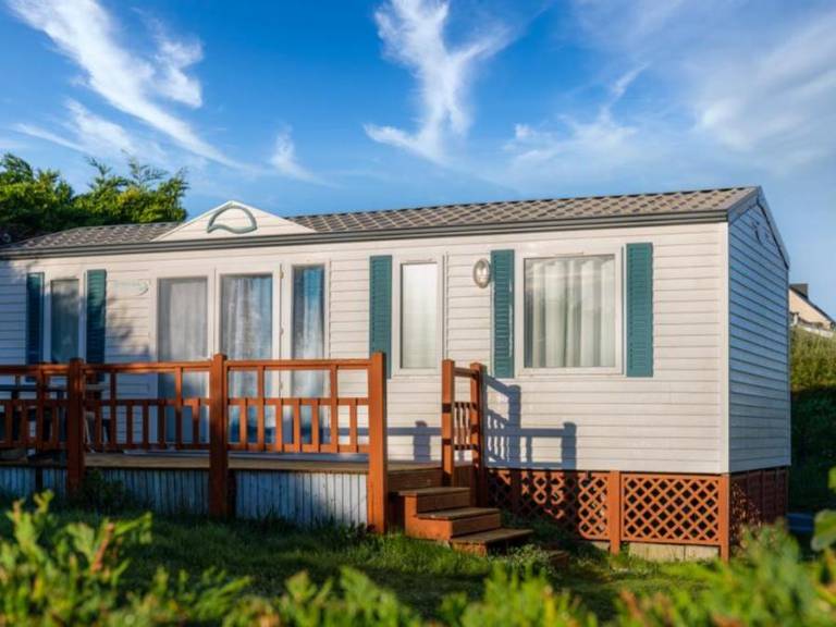 Child-friendly mobile home with pool & terrace | Pets are welcome — photo 4