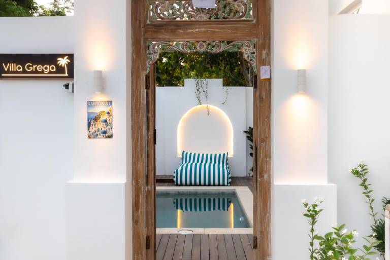 Villa with terrace, jacuzzi & pool | Pet-friendly — photo 3