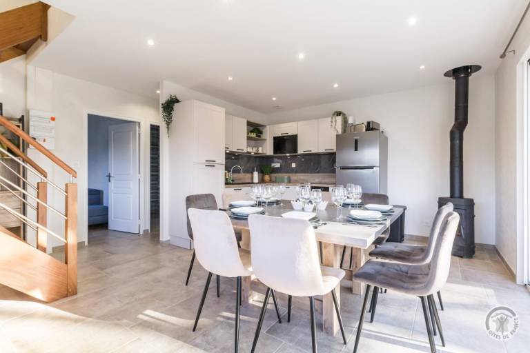 Wonderful gite with barbeque, terrace & garden | Next to the beach | Pets are welcome — photo 2
