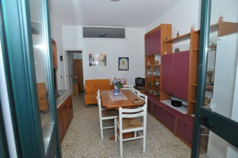 Family-friendly rental apartment with yard | Beach nearby | Dogs allowed — photo 5