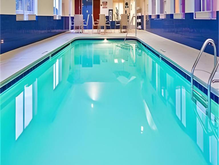 Holiday Inn Express Hotel & Suites Dickson By IHG — photo 5