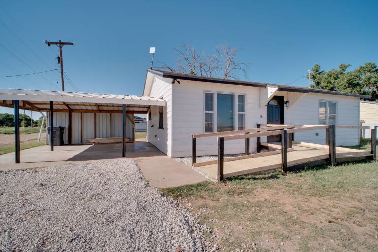 4 Mi to TTU: Remodeled Retreat w/ Fenced Yard! — photo 3