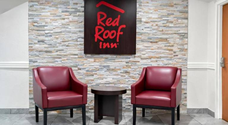 Red Roof Inn Auburn Hills in Auburn Hills, MI