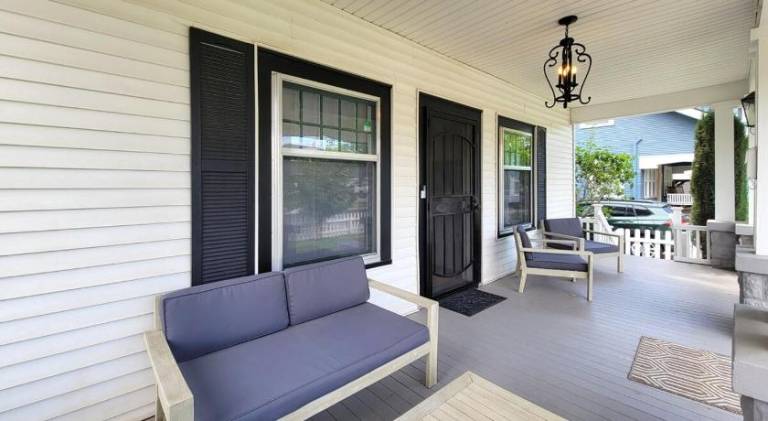 Rosewood Landing by WanderLodges - Hot tub - Sauna — photo 3
