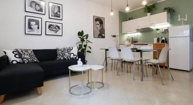 Lovely rental apartment with pool | Pets allowed in Misano Adriatico