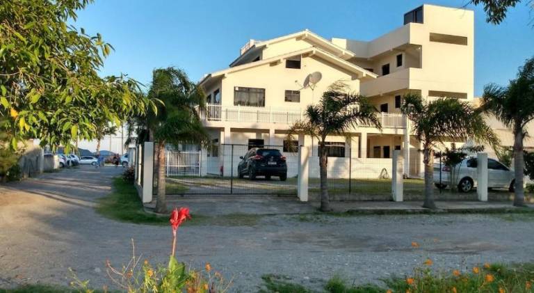Lovely rental apartment | Beach nearby | Pet-friendly in Palhoça