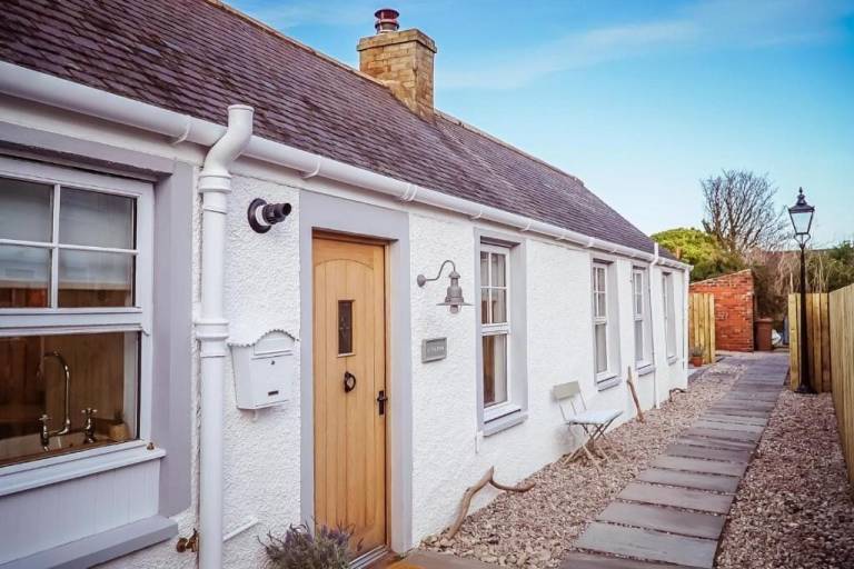Cottage Monifieth