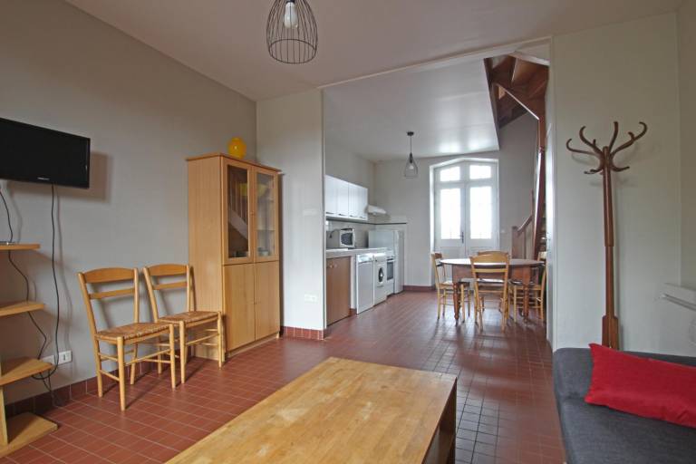 Gite with terrace, barbeque & garden — photo 4
