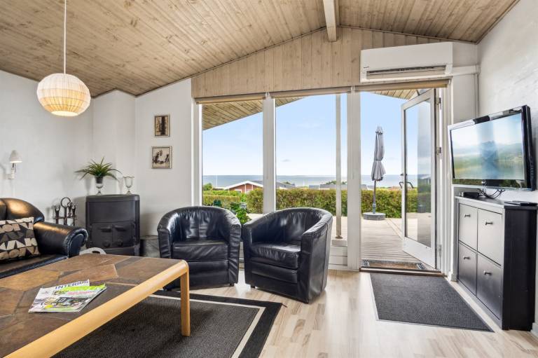 Children-friendly vacation home with barbeque, sauna & garden | Sea view | Pets are welcome — photo 5