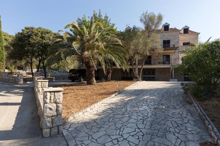 Apartman Saplunara