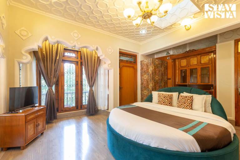 Villa with 4 rooms for 12 persons — photo 2