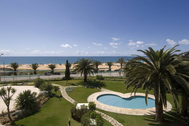 Aparthotel Quarteira
