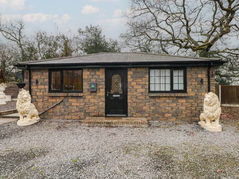 Child-friendly charming cottage with garden | Beach view | Dogs allowed — photo 2