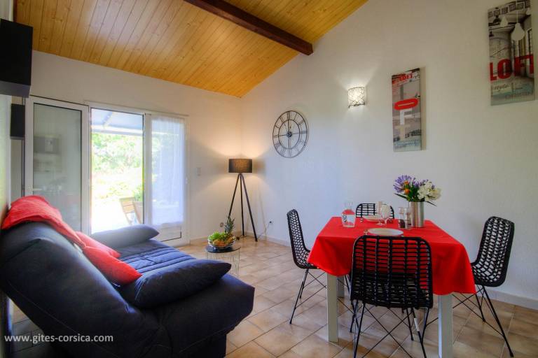 Beautiful gite with yard, terrace & barbecue | Mountain view | Pet-friendly — photo 5