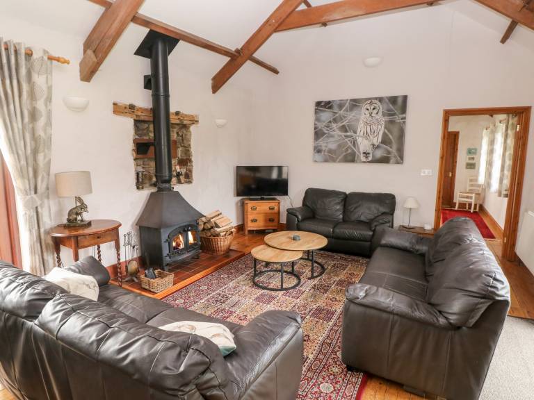 Child-friendly cottage with yard | Pets are welcome — photo 3