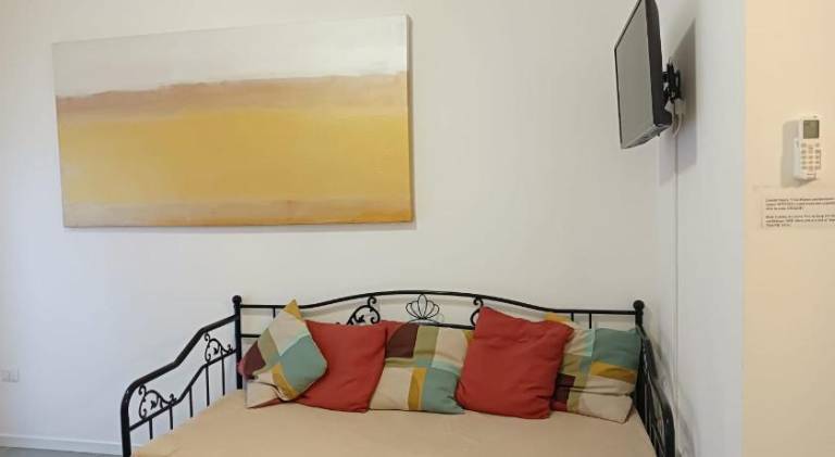 Apartment with terrace — photo 2
