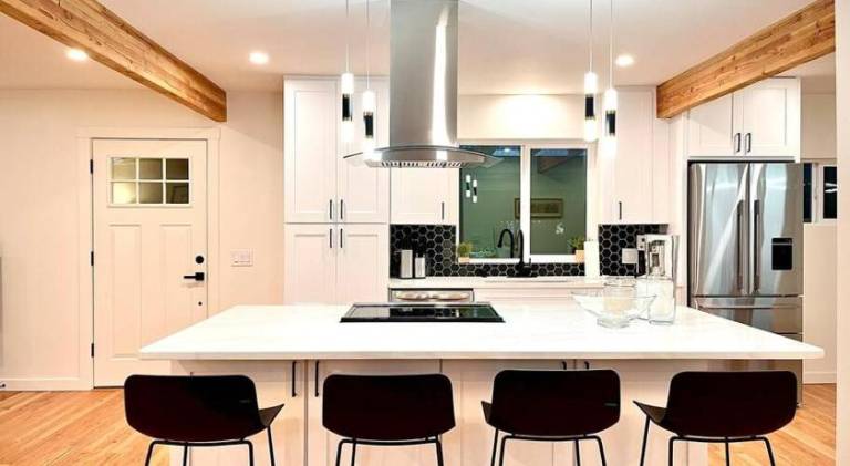 House with 4 rooms for 10 persons in Marysville, WA