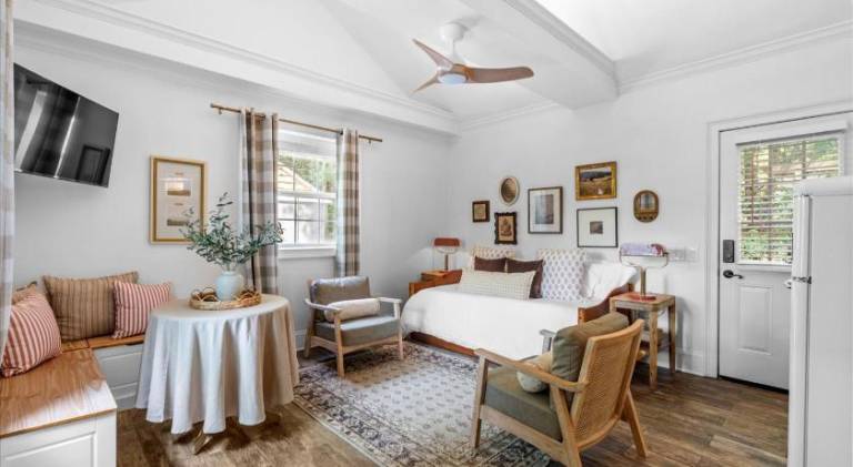 1 Lookout Mountain Cottage