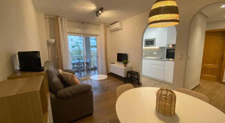 Apartment with pool — photo 2