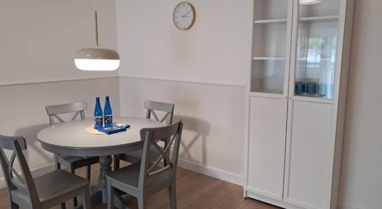 Rental apartment with barbeque, yard & patio — photo 5