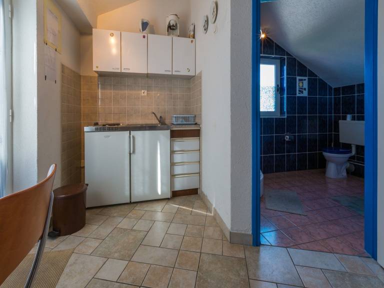Rental apartment with barbeque & patio | Sea view | Next to the beach | Pet-friendly — photo 5