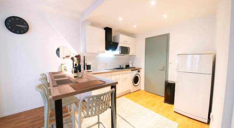 Apartment with 2 rooms for 6 persons — photo 3