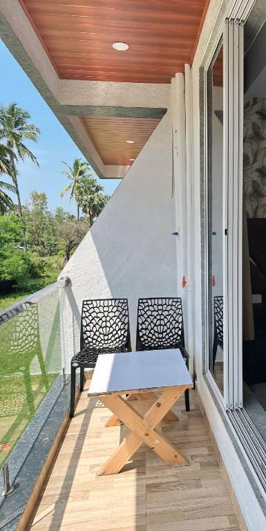 ROYAL STAY INN Beach Front Hotel — photo 4