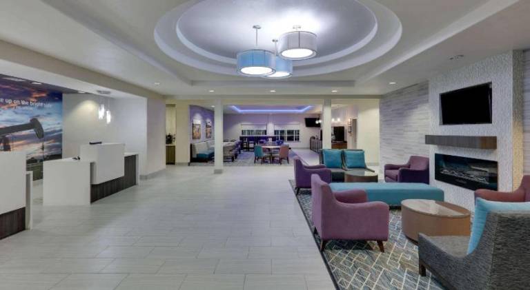 La Quinta Inn & Suites by Wyndham Big Spring — photo 2