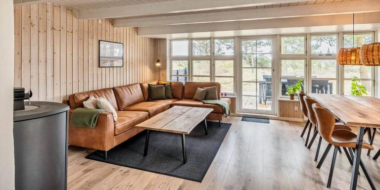Vacation home with BBQ & terrace — photo 2