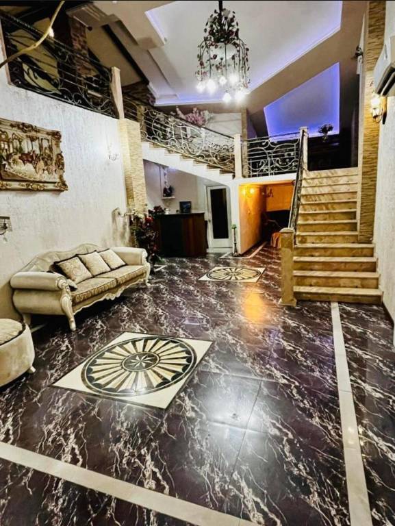 Lux palace — photo 2