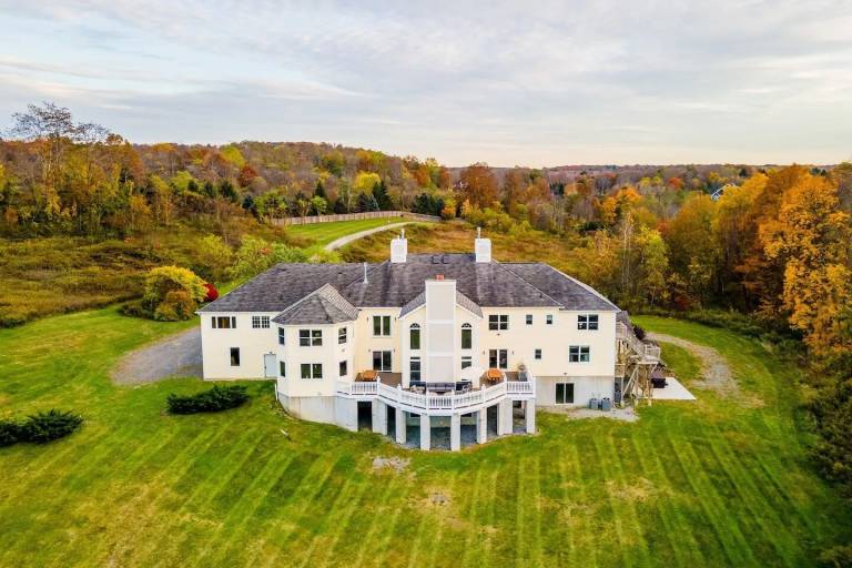 Villa  Hyde Park