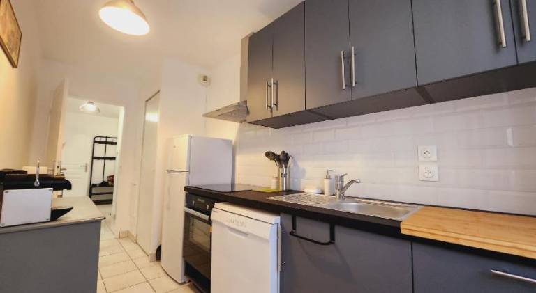 Apartment with 2 rooms for 6 persons — photo 2