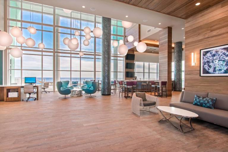 Hampton Inn and Suites Panama City Beach/Beachfront — photo 2