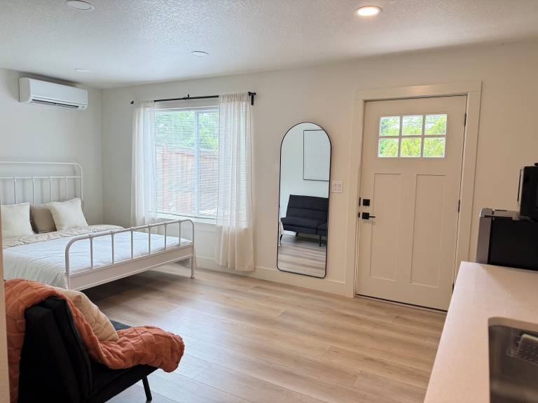 Apartment  Sunnyside - Walnut Grove