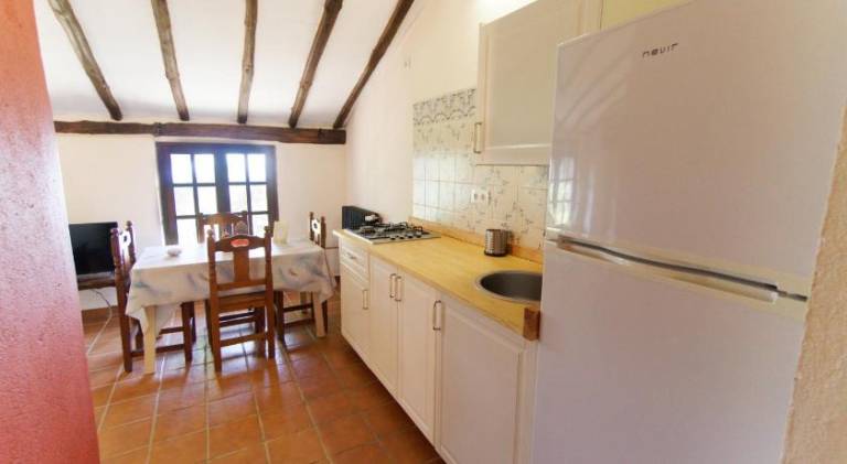 Holiday apartment with pool, terrace & garden | Pet-friendly — photo 3