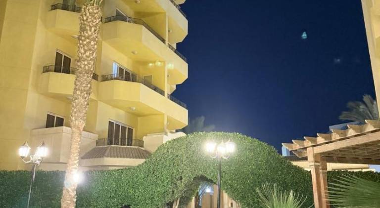 Holiday apartment with pool — photo 4