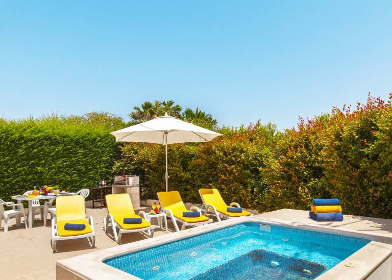 Fully equipped pleasant villa with BBQ, patio & garden | Pets are welcome — photo 2
