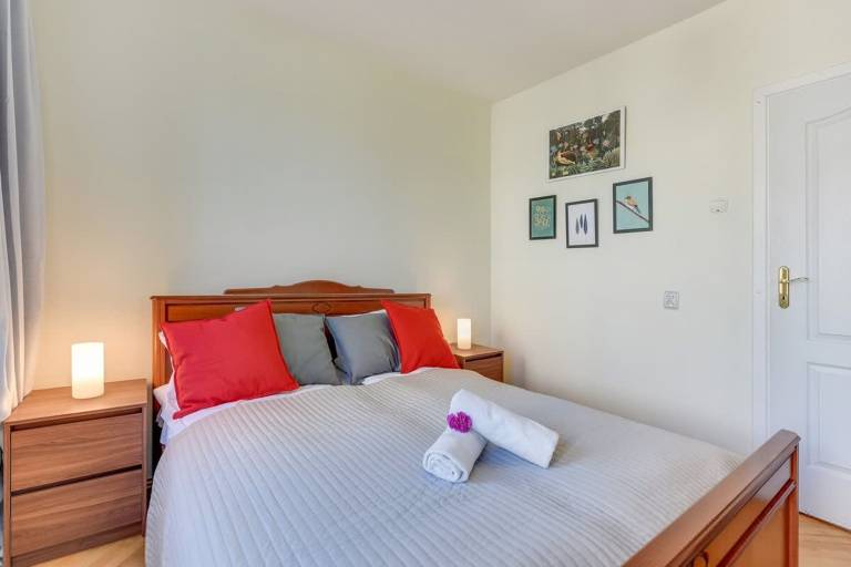 Family-oriented holiday apartment | Near Golden Gate | Pet-friendly — photo 4